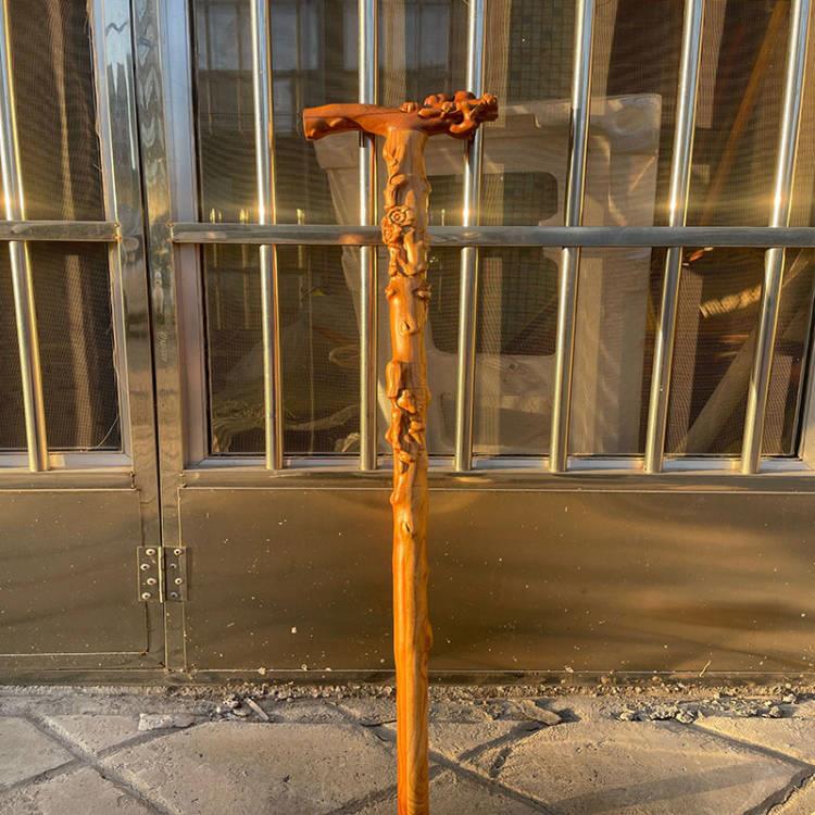 桃木龙头拐杖老人手杖防滑轻便木质拐棍实木雕刻新中式登山杖礼品