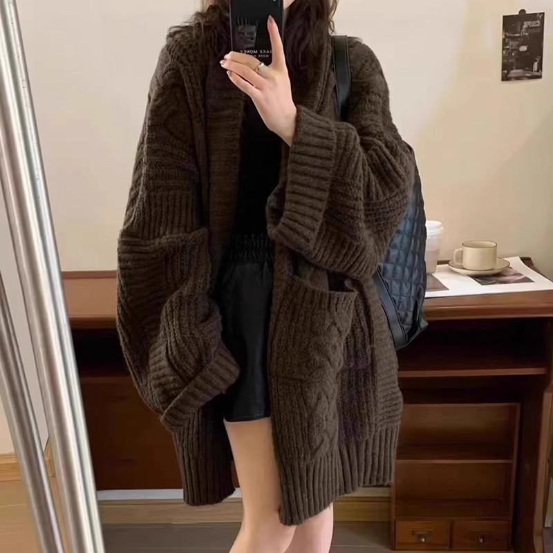 秋冬中长款毛衣外套女春秋外搭慵懒复古奶系穿搭软糯宽松针织开衫