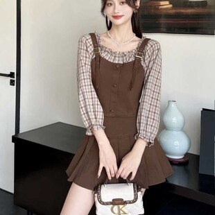 2024秋季学院风长袖显瘦一字领背带假两件格子衬衫百褶裙两件套装