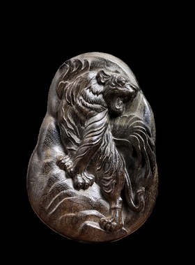 天然金丝楠木阴沉木猛虎上山创意生肖虎祥瑞吊坠文玩木质手把件