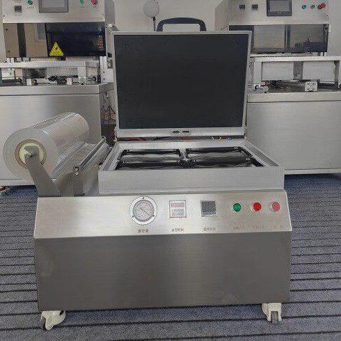 680型号真空贴体包装机牛排三文鱼鹅肝熟食海鲜串覆膜机商用效