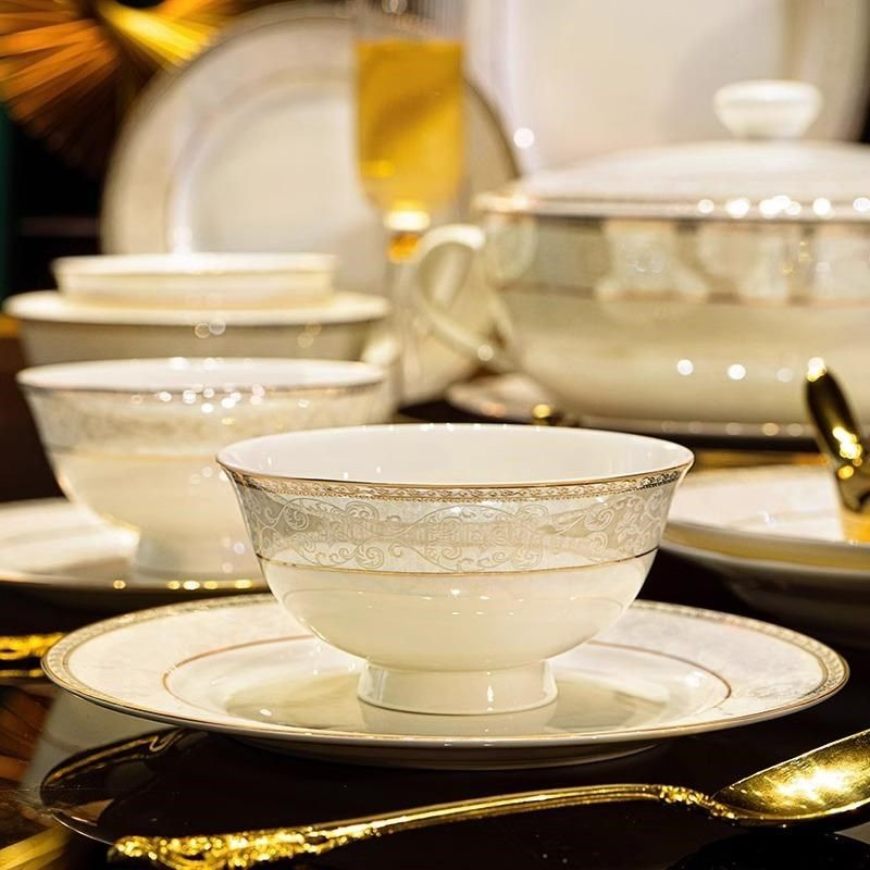 高级感碗碟套装家用礼品新款轻奢高温骨瓷餐具景德镇乔迁陶瓷碗盘