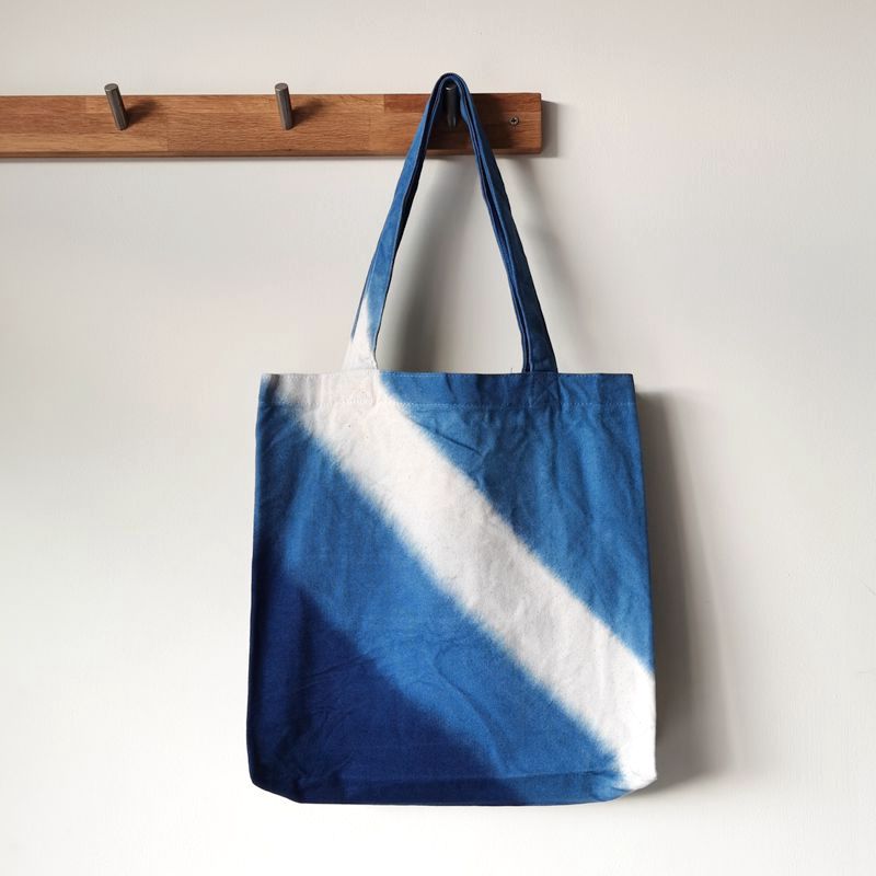 布茗堂 草木蓝染单肩背包纯棉帆布简约款背包环保购物袋植物染色