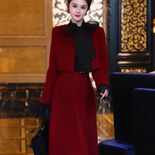 2024冬季高级感时尚女神范套装裙法式气质短款毛呢外套显瘦半身裙