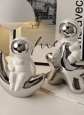 轻奢创空意宇航员摆件客厅柜玄关饰现代家居电视太人摆设酒11.3宇