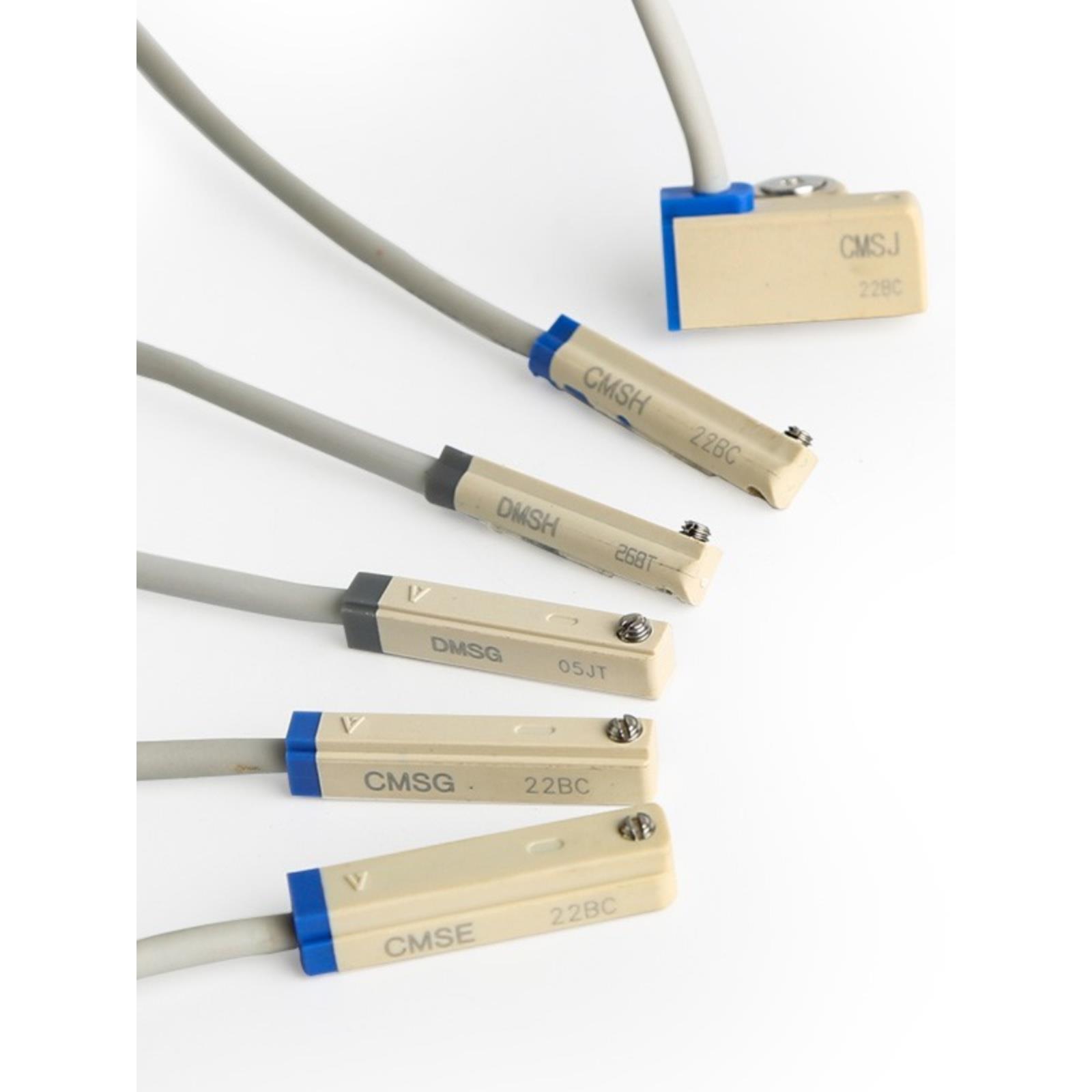 气缸磁性感应开关CS1-G CS1-J -F -M U DMSG 磁性感应接近传感器