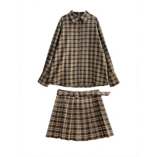大码女装200斤法式格子衬衫两件套高级感复古宽百褶裙休闲套装潮