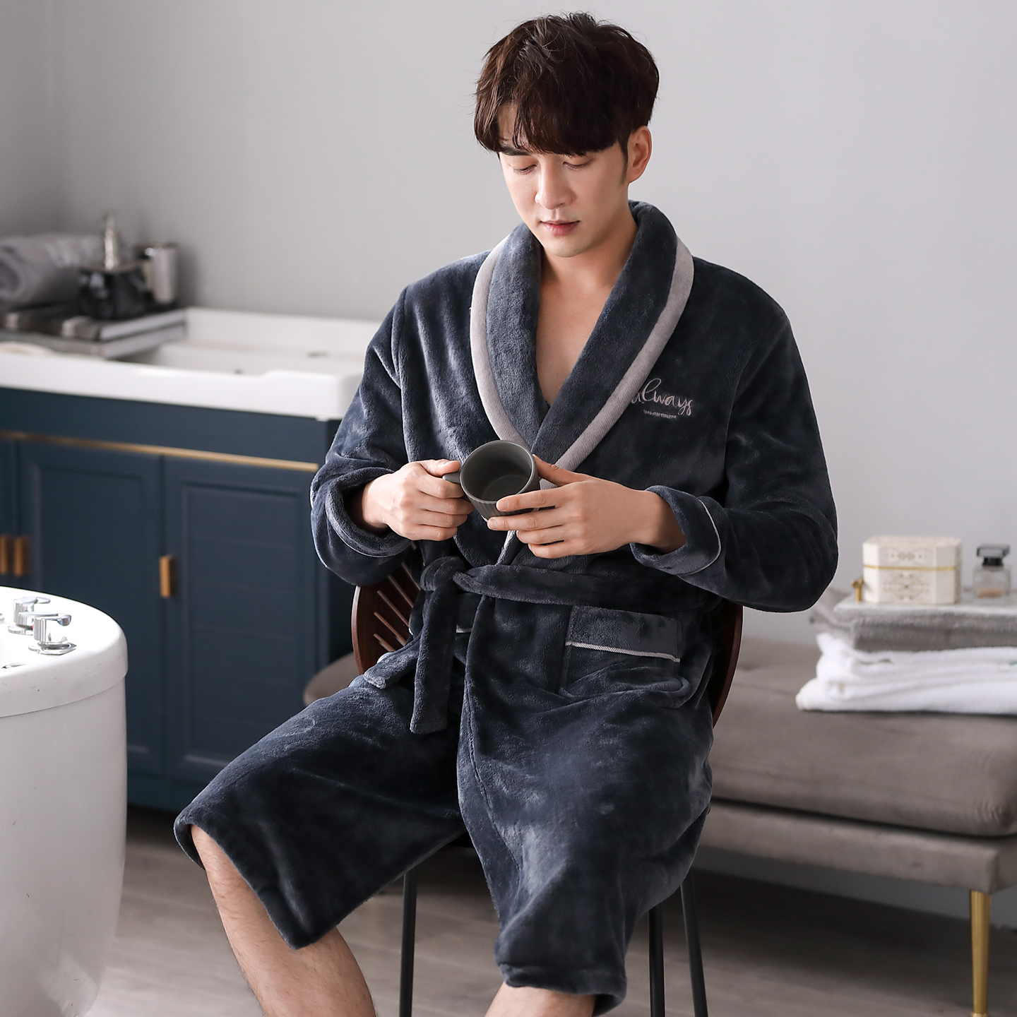 男士珊瑚绒加厚保暖睡袍
