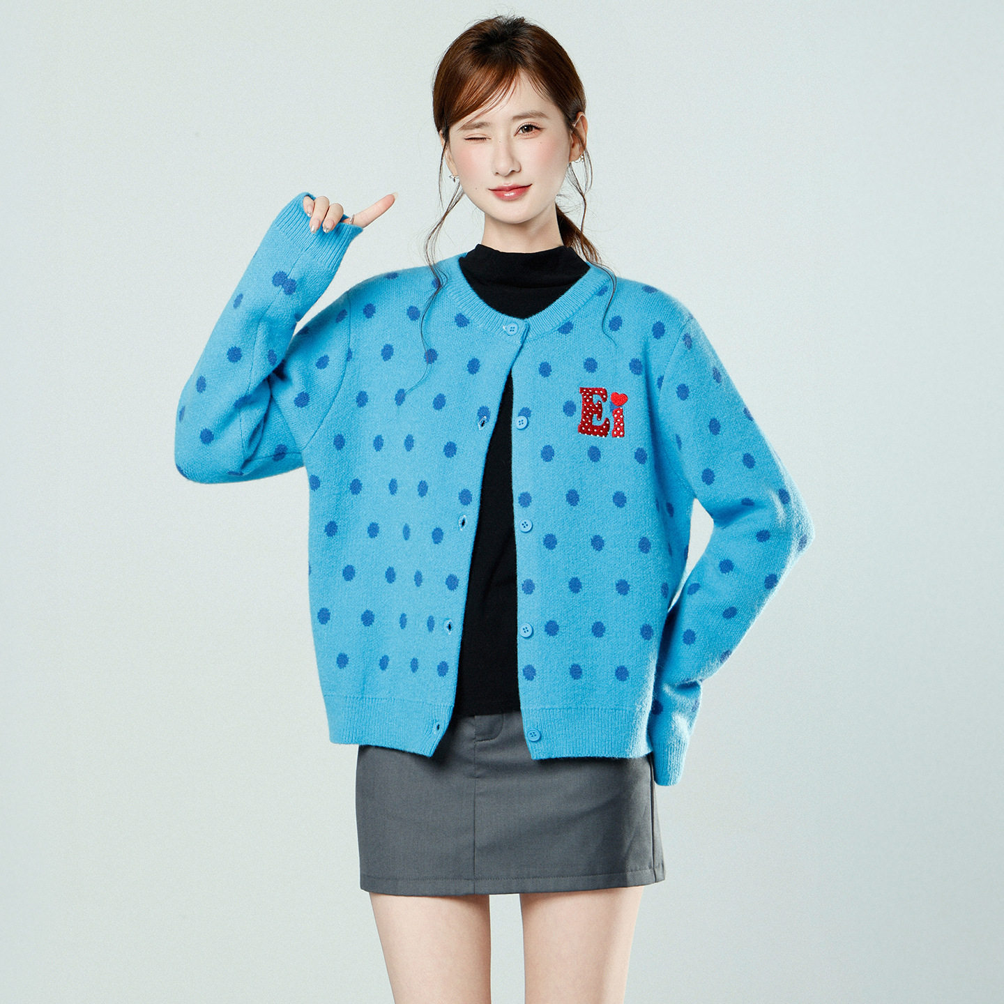 美式复古蓝色波点圆领毛衣外套女2026秋冬慵懒风加厚针织开衫上衣,女装/女士精品,毛针织衫,淘宝优惠券,粉丝福利购,淘宝优惠卷