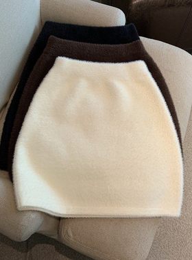 秋冬季白色水貂绒半身裙女小个子高腰a字包臀毛绒短裙高级感半裙