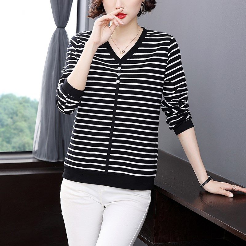 中老年妈妈洋气打底衫春秋装纯棉长袖T恤女时尚V领条纹上衣女潮