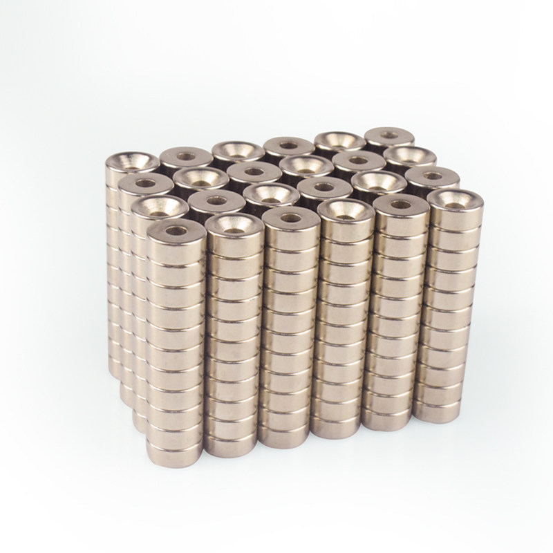 磁铁强磁贴片强力12x5吸铁石圆形带M4孔12*5mm孔高强度钕磁钢磁石,电子元器件市场,吸铁石/磁铁/强磁/巴克球,淘宝优惠券,粉丝福利购,淘宝优惠卷