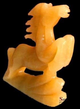 天然黄玉生肖马摆件家居客厅办公室电视柜酒柜玄关雕刻工艺品