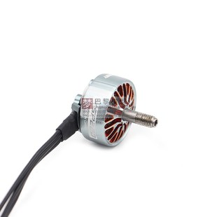 寸穿越机F竞速竞赛用无刷马达 22.