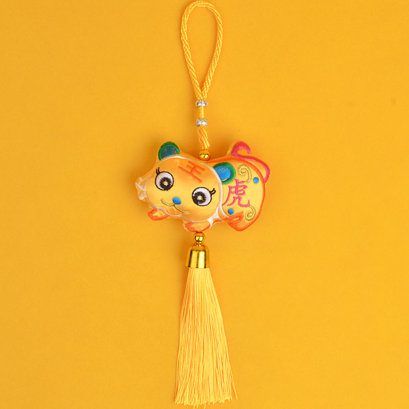 生肖汽车挂件刺绣挂件民间手工艺送老外礼品车内挂饰包配饰十二生