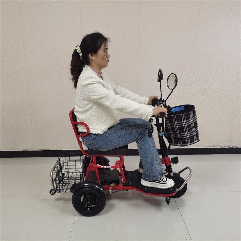 火爆新款迈特维奇折叠小三轮老年代步旅行专用便携实用电动车