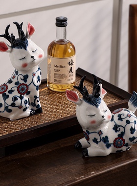 创意陶瓷鹿摆件家居客厅酒柜电视柜装饰玄关摆设乔迁新居礼品