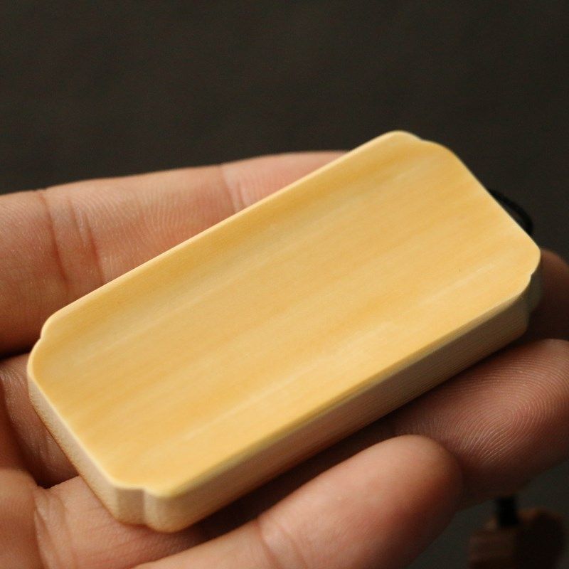 十几年玉竹老料东阳名家戚挺飞本工留青雕刻手牌把件把玩文玩竹雕