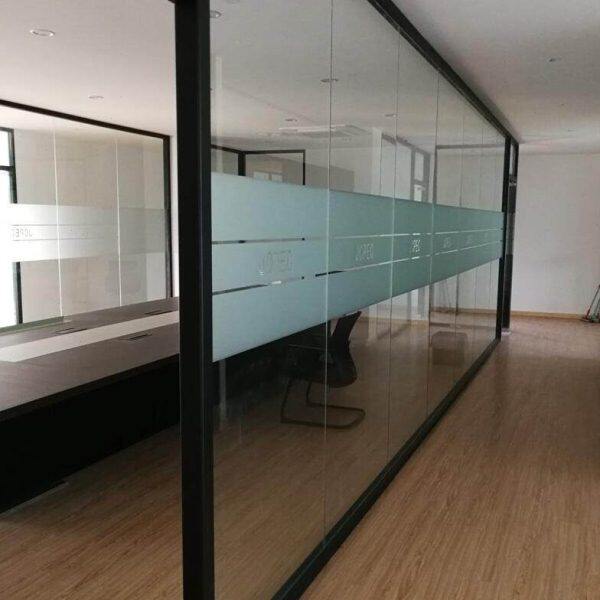 无锡钢化玻璃隔断写字楼办公室隔音墙高隔断间铝合金电动百叶窗