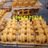 现货SD13 TY130 10Y 山推推土机配件 11000双边支重轮总成