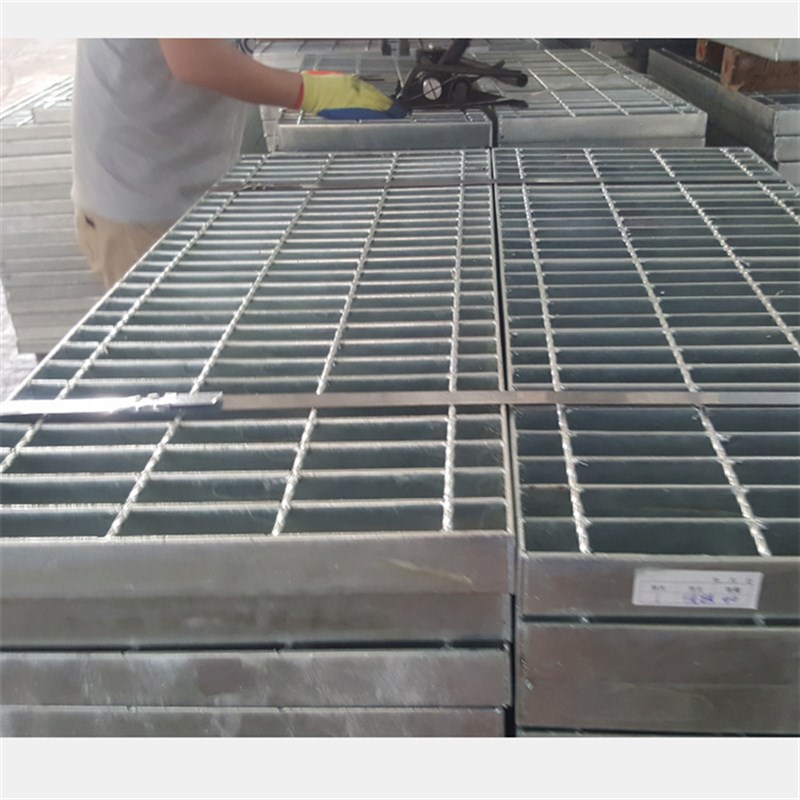 热镀锌钢格板光伏检修通道踏步钢格栅走道地网格栅板排水沟盖板