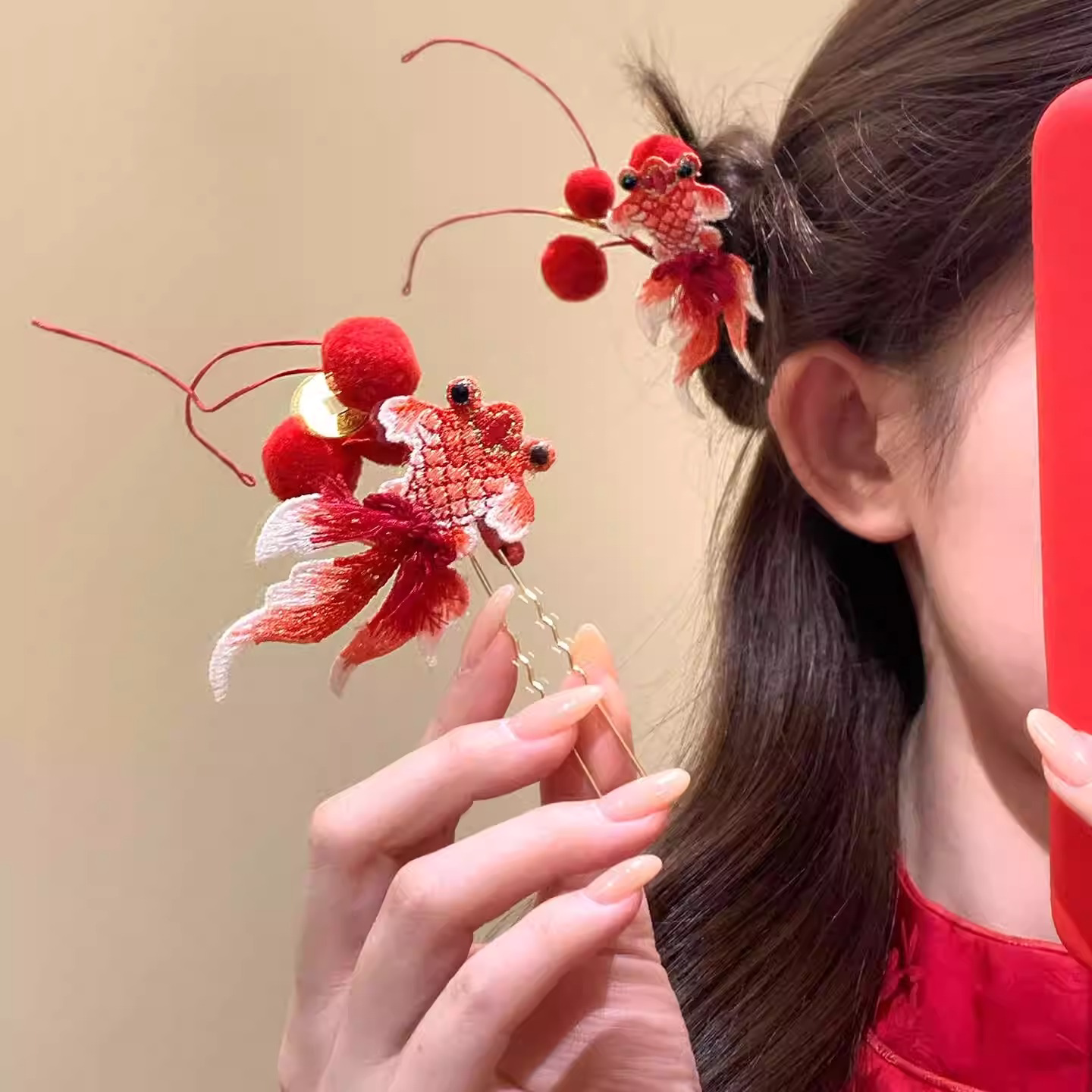 好运锦鲤毛球发簪新年红色头饰新中式国风汉服穿戴盘发古风发饰