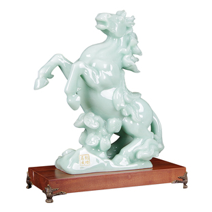 马招财工艺品玉石生肖马办公桌马到成功客厅酒柜电视柜装饰品