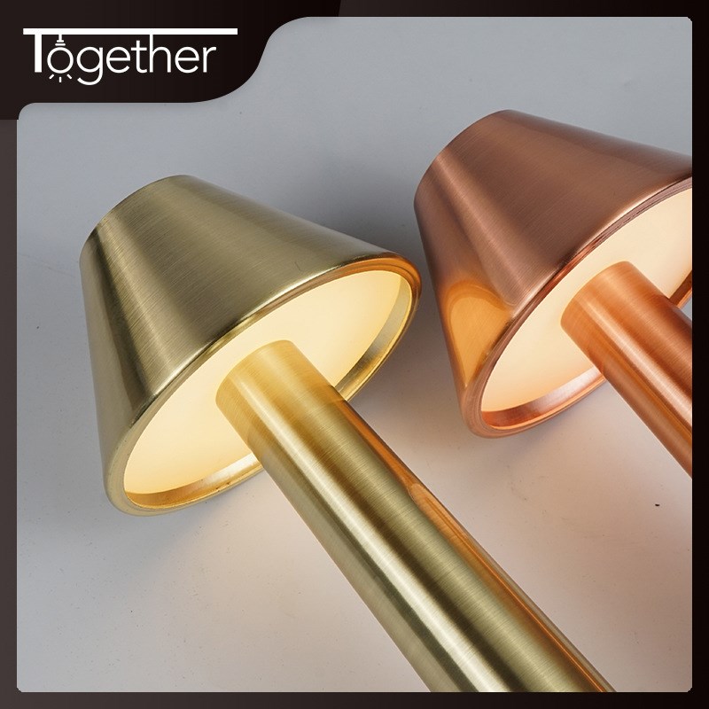 新简约发光酒吧台灯充电触摸小夜灯清吧餐厅移动LED简约桌灯书房