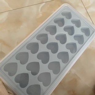 少女心in冰块磨具!心形模具装有盖子 硅胶的冰格真是太脱模