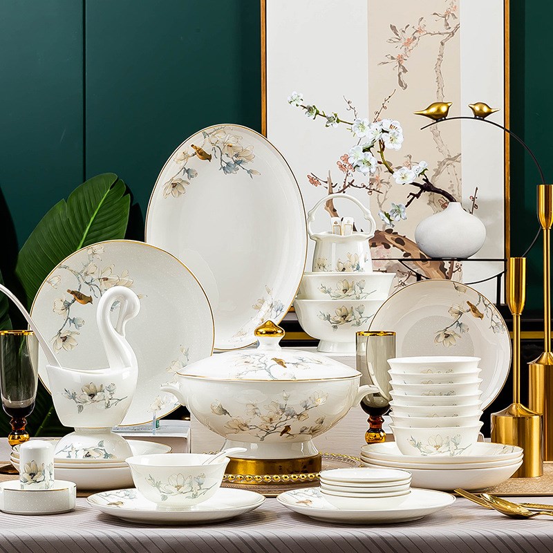 高端骨瓷餐具碗碟套装家用送礼佳品碗碟餐盘中式礼品碗盘骨碟组合