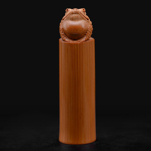 名家张念超新款玉竹纯手工精工雕刻老料实心竹金蟾文玩竹节手把件