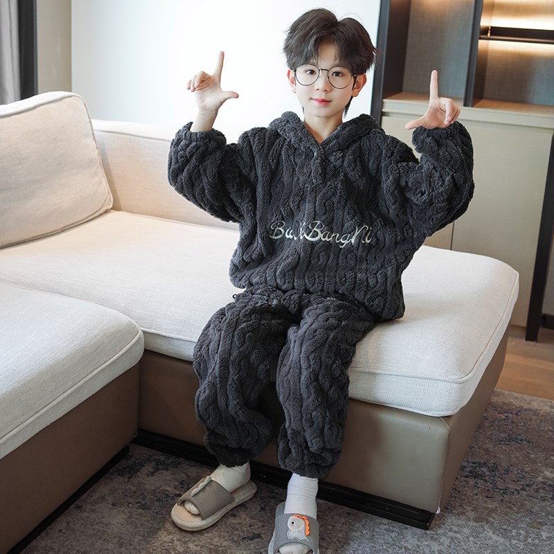 男童法兰绒加厚冬装休闲睡衣珊瑚绒2024新款秋冬男孩家居服儿童装