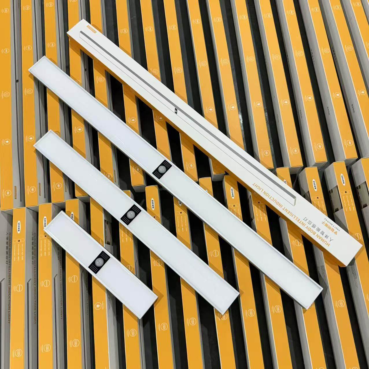 线下79元！3档模式！无极调节灯光！酒柜夜灯条人体感应LED橱柜灯