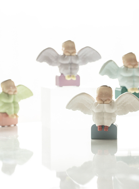 稀奇艺术《天使比比小小少年》卡通可爱桌面轻奢摆件创意生日礼物