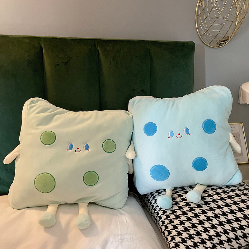 抱枕被子两用二合一午休芝士汽车折叠车用枕头办公室午睡毯子靠枕