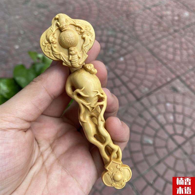 小叶黄杨木雕汽车挂件吉祥手把件雕刻文玩把件工艺品人参灵芝如意