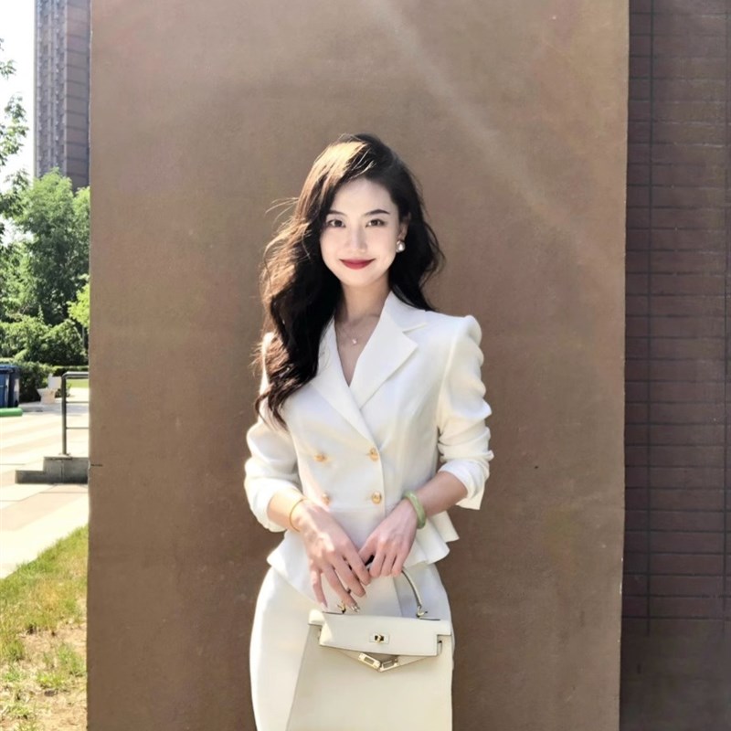 白色高级感西装套装裙夏季短袖职业正装气质女神范半身裙两件套女