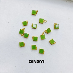 天然俄料和田玉碧玉方糖吊坠18k金苹果绿女款 方形玉石挂件送朋友