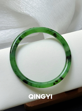 天然俄料老矿和田玉碧玉叮当手镯6mm女款玉石镯子送闺蜜朋友礼物