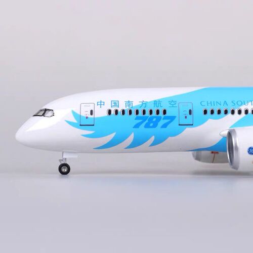 波音B787南航梦想号带t轮子带灯仿真拼装飞机模型民航客机航模收