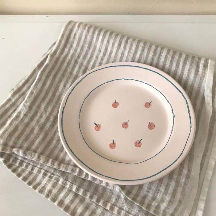 Endless stars手绘樱桃ins餐盘法式少女陶瓷盘点心盘蛋糕盘甜品盘