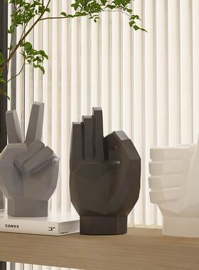 现代抽象手势艺柜术摆件高级感YZ-53211样板家居厅客酒办公室桌面