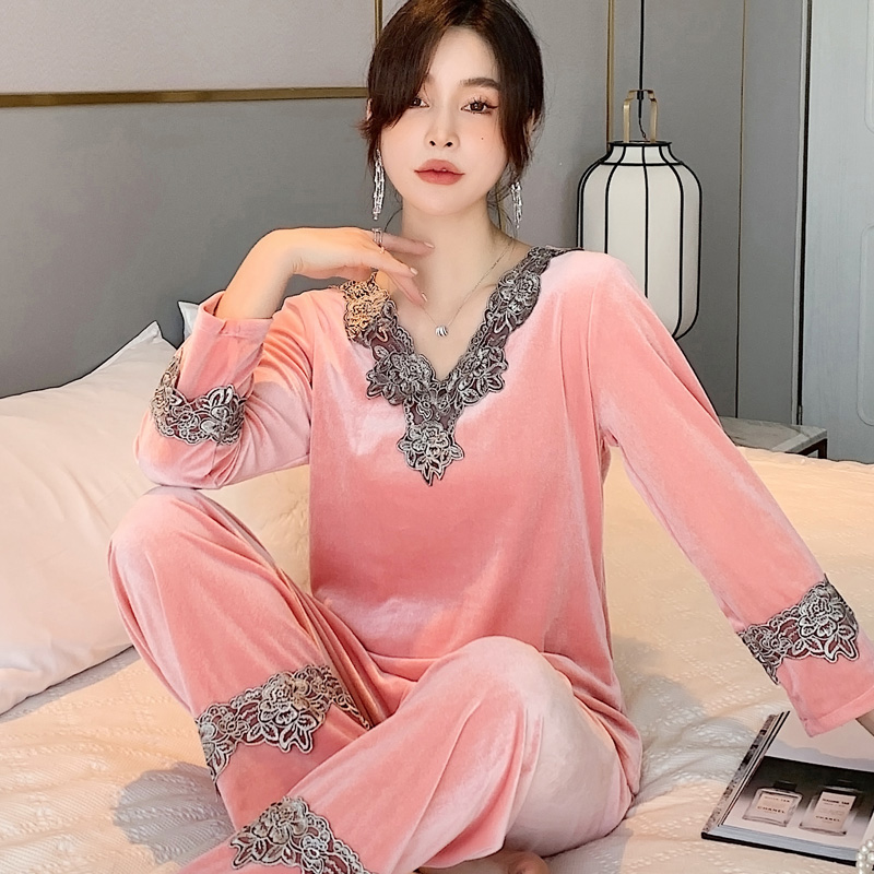 现货速发金丝绒套装秋冬性感蕾丝时尚珊瑚绒宫廷风中长袖甜美睡衣
