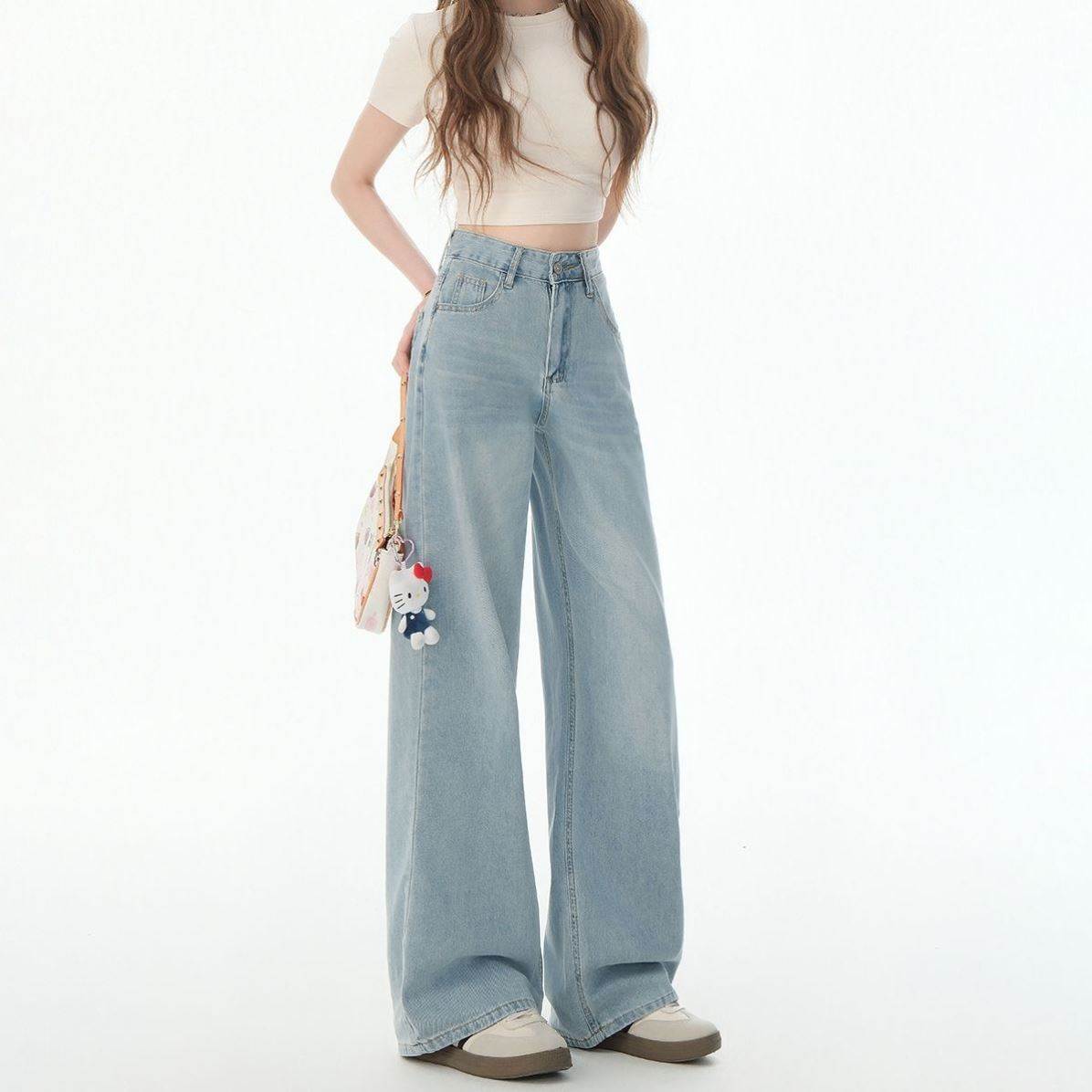 直筒宽松牛仔裤女新款2026超火浅色流行时尚减龄阔腿裤子