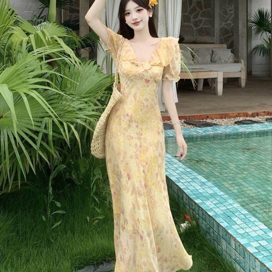 法式碎花雪纺连衣裙女夏新款气质荷叶边黄色收腰显瘦V领系带长裙