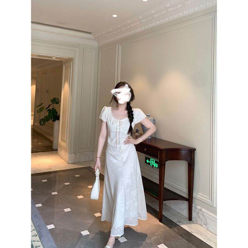 温柔风杏色连衣裙子女夏季法式感小众设计高级收腰气质显瘦长裙