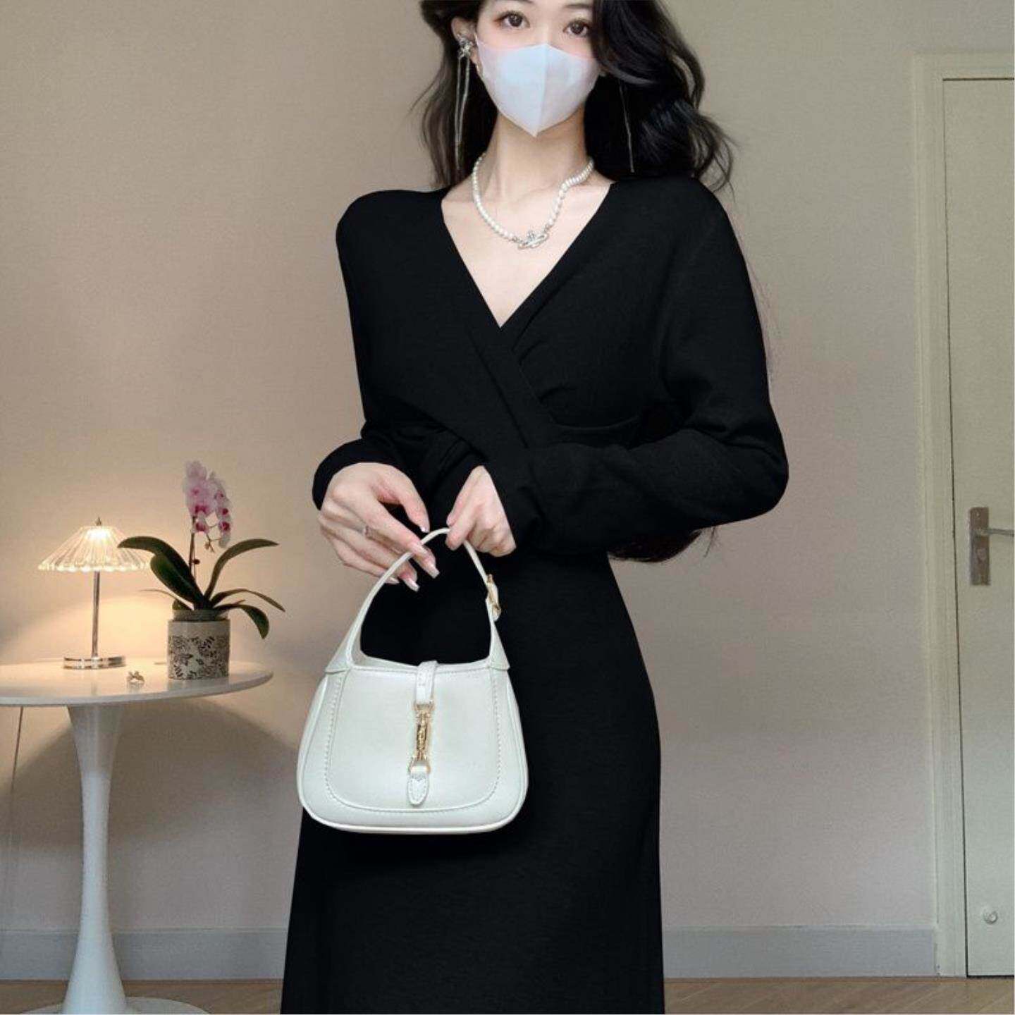 2026配大衣毛衣裙女长款气质女神范高级感打底内搭针织连衣裙