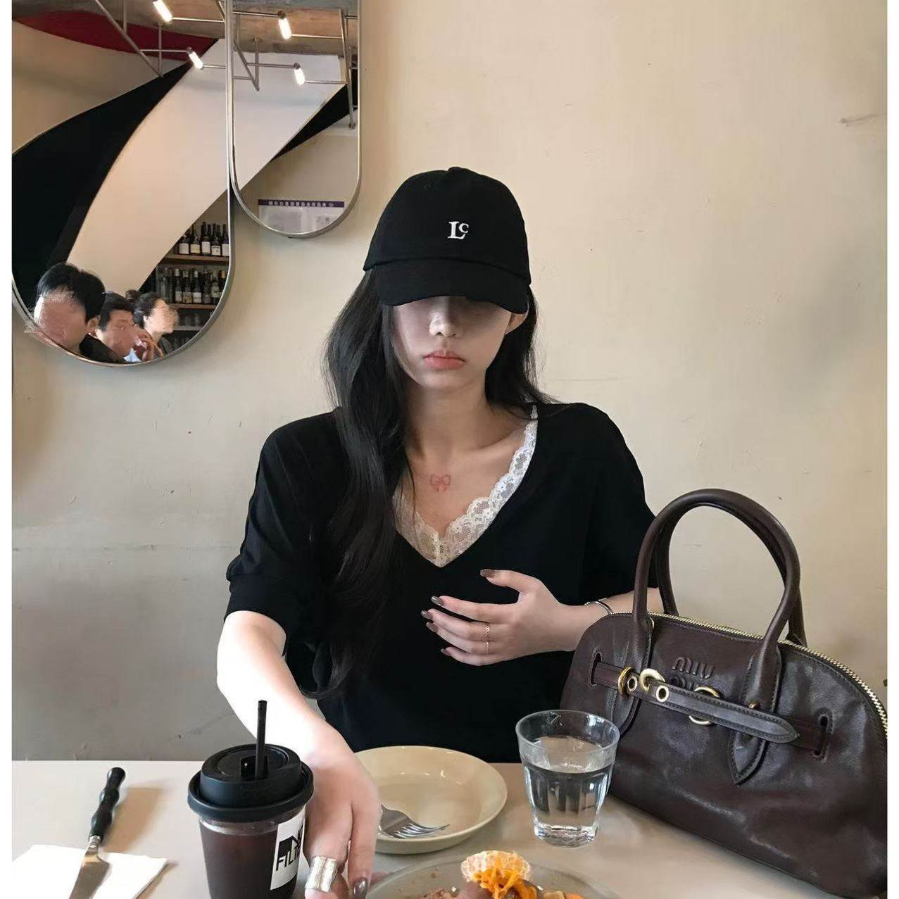韩系V领蕾丝拼接中袖T恤女夏季新款宽松显瘦蝙蝠袖短袖收腰上衣