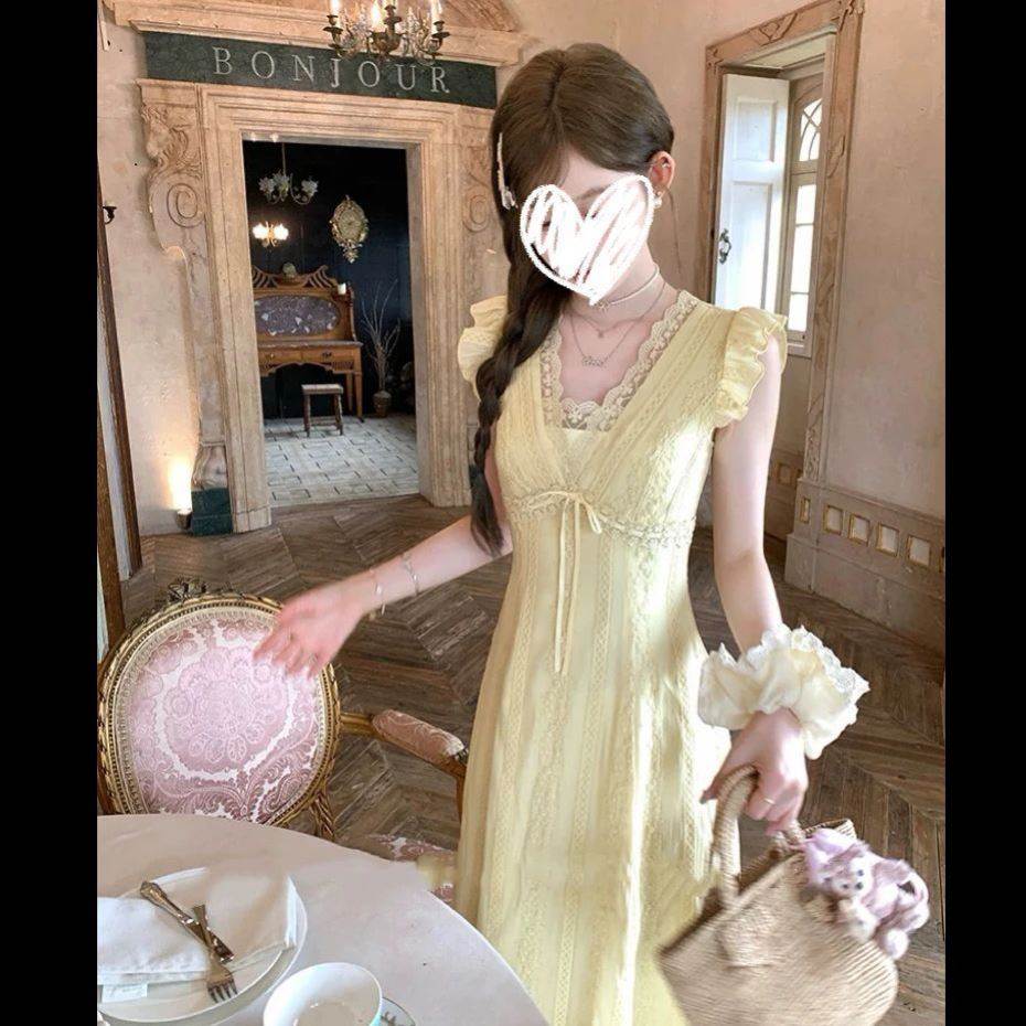 法式浅黄色蕾丝裙女夏收腰荷叶边森系小众甜美初恋连衣裙