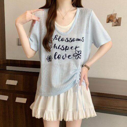 大码女装设计感抽绳假两件V领针织衫夏季胖mm显瘦字母印花上衣女